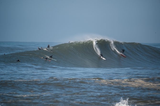 Les meilleures images d'un extraordinaire mois de surf à Hossegor