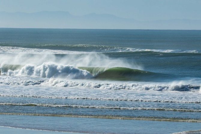 Les meilleures images d'un extraordinaire mois de surf à Hossegor