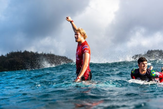 John John Florence enfin Pipe Master